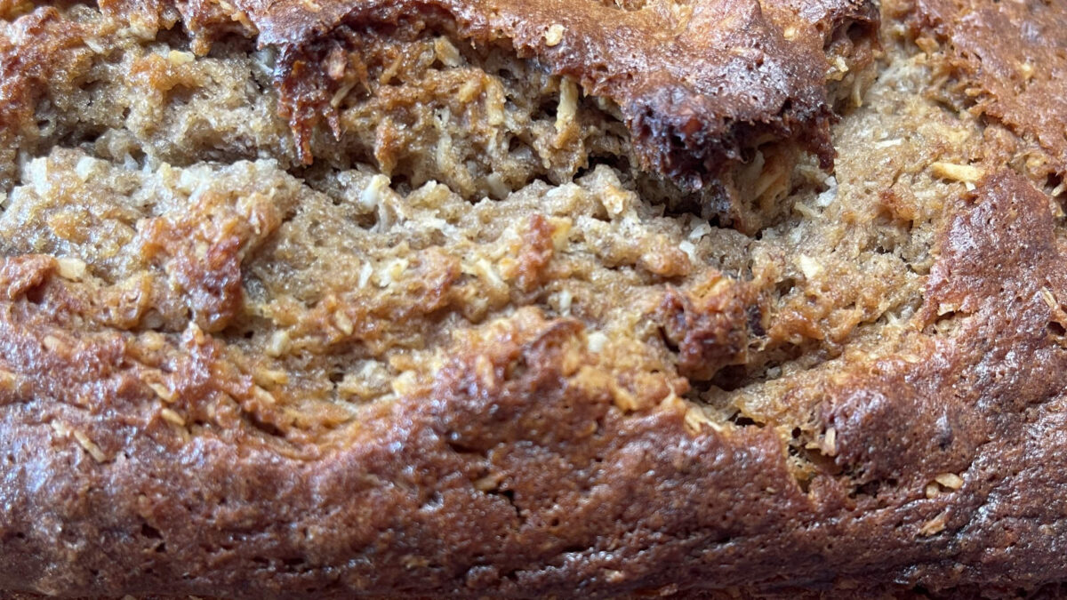 Pão Rápido de Banana com Coco e Fermento Natural